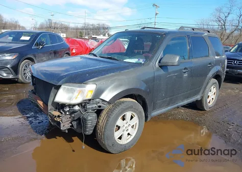 2010 Mercury Mariner z USA, uszkodzony, nr VIN 4M2CN8B76AKJ10025